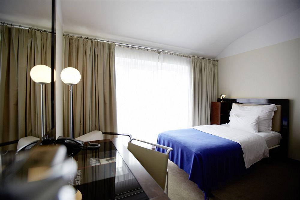 Maximilian Hotel Прага Екстериор снимка