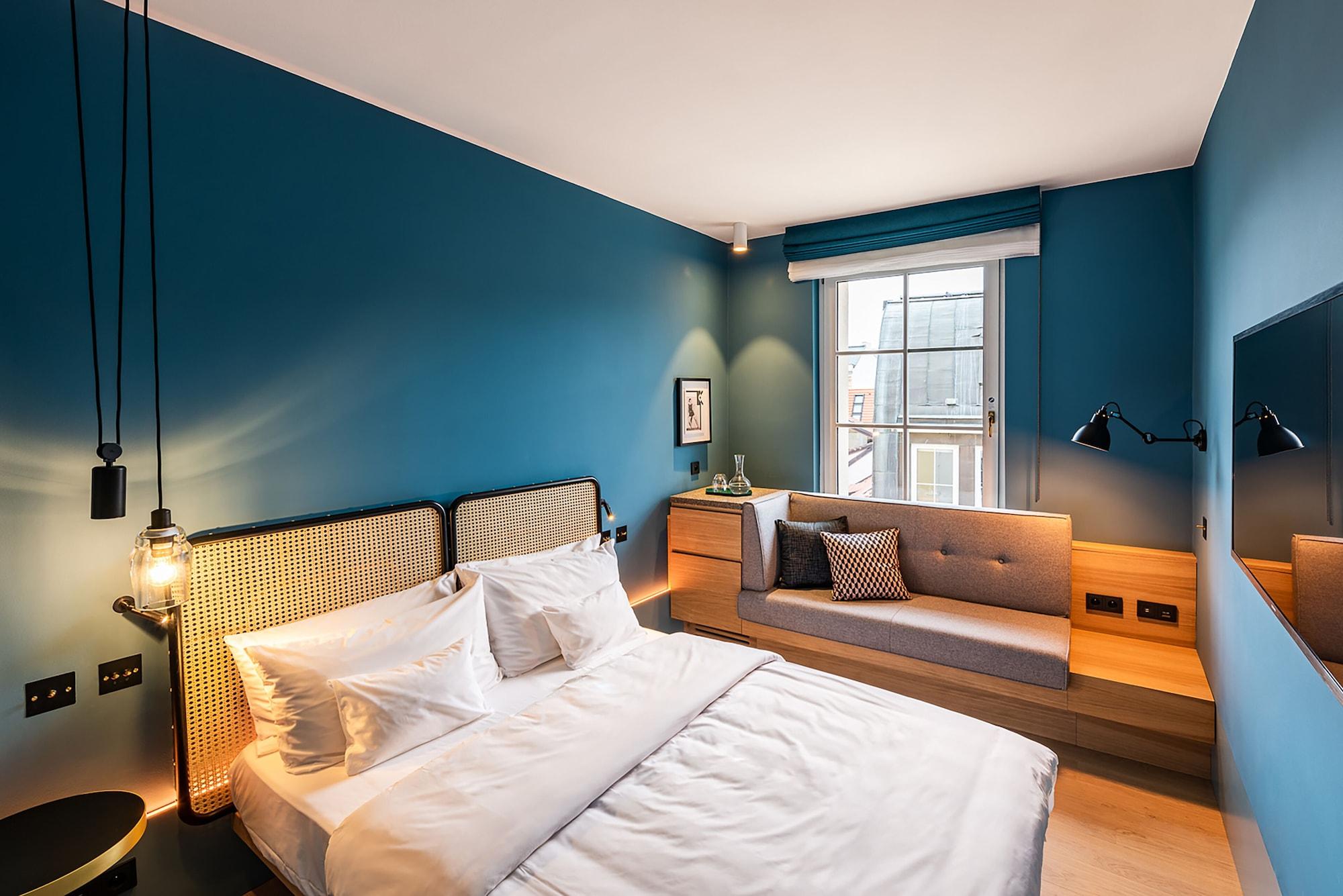 Maximilian Hotel Прага Екстериор снимка