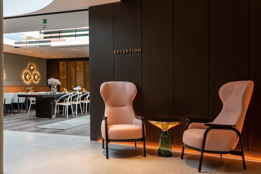 Maximilian Hotel Прага Екстериор снимка