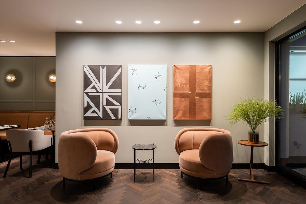 Maximilian Hotel Прага Екстериор снимка